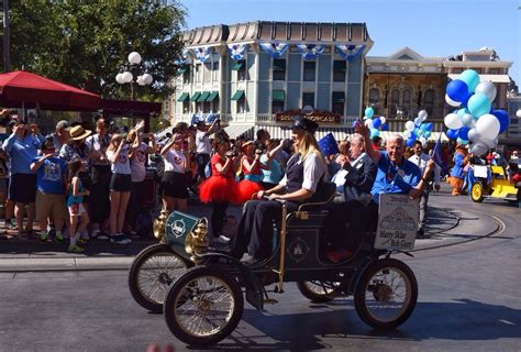 Disneyland 60th Anniversary Live Coverage! - Disney Tourist Blog