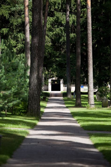 woodland cementery 2 - WikiArquitectura