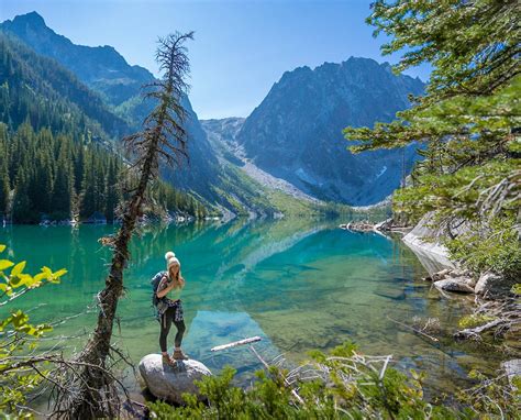 Colchuck Lake Trail: Everything You Need to Know About This STUNNING Hike — Uprooted Traveler