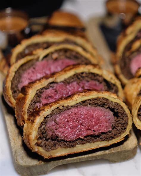Gordon Ramsay’s Famous Beef Wellington : r/steak
