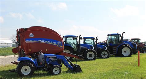 New Holland Tractor Dealers | Apple Farm Service