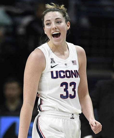 UConn women sprint to easy win over SMU - Connecticut Post