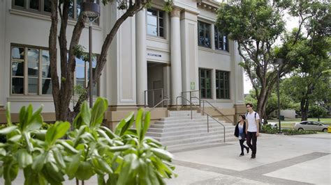 College rankings 2015: How University of Hawaii at Manoa stacks up ...