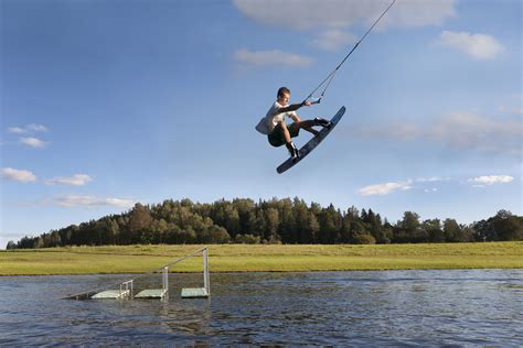 Building a Floating Kicker Ramp