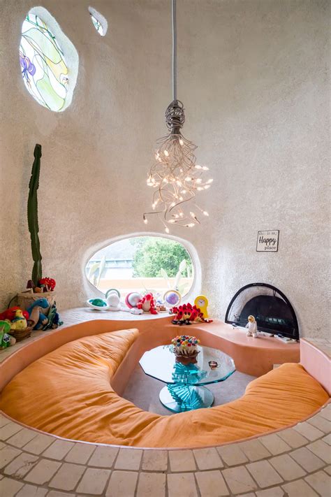 Hillsborough Flintstone House: Photos of the controversial cartoon home ...