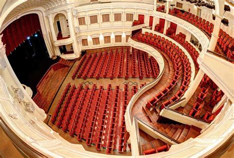 Saigon Opera House, Ho Chi Minh City, Vietnam | Shows, Ticket Prices, Architecture | Holidify