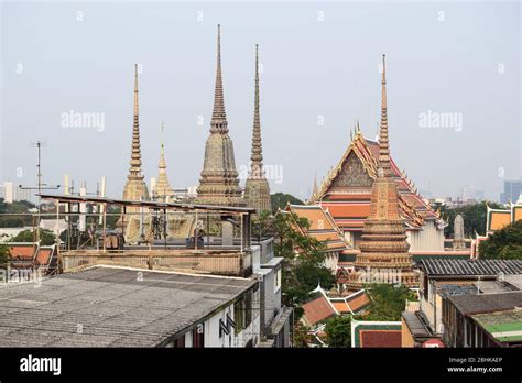 Chao Phraya River & Buddhist Temples, Bangkok 220120 Stock Photo - Alamy