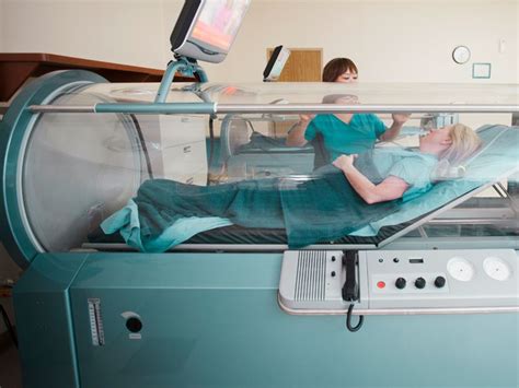 9 Hyperbaric Oxygen Therapy Side Effects and Risks