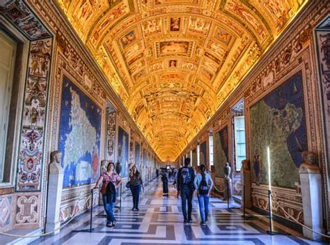 Musei Vaticani: tour con accesso prioritario | GetYourGuide