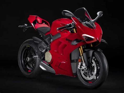 2022 Ducati Panigale V4 S First Ride Review RevZilla, 40% OFF