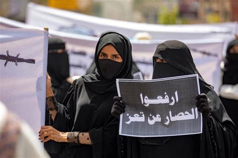 Yemen: Houthis impose harsh restrictions on women's and girls' rights ...