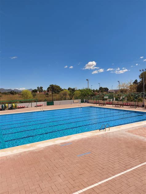 Piscina del Polideportivo Municipal de Bétera | Piscina, Natación, Actividades