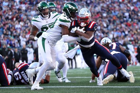 New England Patriots vs New York Jets Odds, Spread, Picks and Prediction - October 30 | Week 8 ...