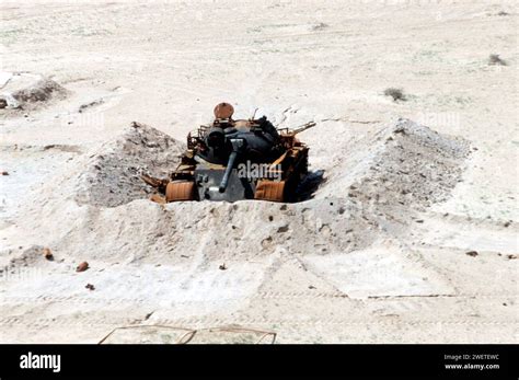 An iraqi t 72 main battle tank destroyed during operation desert hi-res stock photography and ...