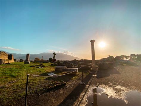 How to Visit the Pompeii Ruins: The Perfect Amalfi Coast Day Trip ...