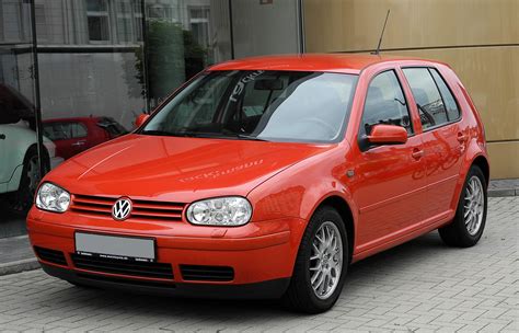 File:VW Golf GTI (IV) – Frontansicht, 13. Juni 2011, Wuppertal.jpg - Wikimedia Commons