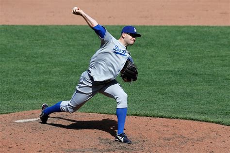 Dodgers starting pitchers seek elusive win - True Blue LA