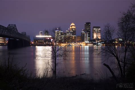 Louisville, Kentucky skyline at dusk