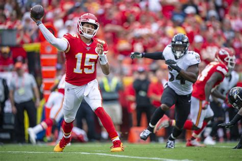 Mahomes winning via the comeback - The Iola Register