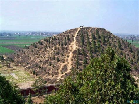 The Great White Pyramid Of Xian: Why China Keeps Its Pyramids A Secret? | Piramit, Tarih, Mizah