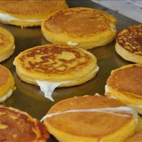 Arepas de Choclo (Cheese stuffed corn cakes) meatless, breakfast