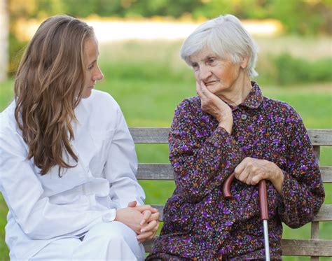 How to Care for an Elder With Senile Dementia | HubPages