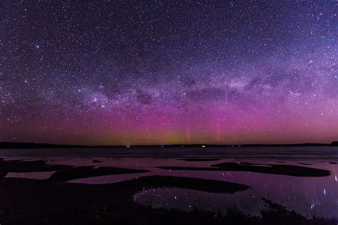 11 Incredible Places To View The Southern Lights In Australia And New Zealand - TravelAwaits ...