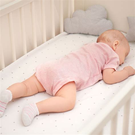 Baby Crib Safety: Tips for Cozy and Secure Set Up