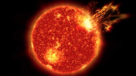 MASSIVE solar flare blasts out high-speed CME, NASA satellite shows; Solar storm set to strike ...