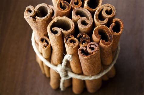 The Benefits of Cinnamon Sticks | Livestrong.com