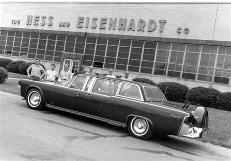 Custom Limo for the President: 7 Strange Facts About John F. Kennedy’s 1961 Lincoln Continental ...