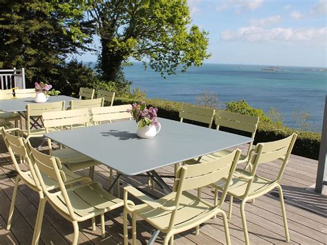 Abritel Location Bretagne Fabuleuse Villa surplombant la mer - Iziva.com