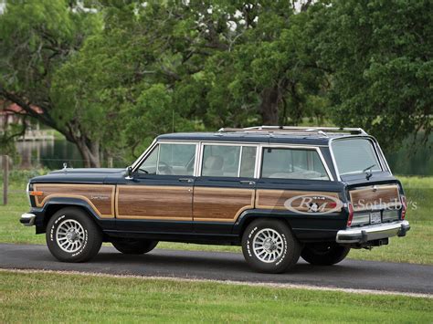 1990 Jeep Grand Wagoneer | The Charlie Thomas Collection 2012 | RM Auctions