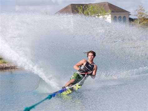 File:Water skiing 0755.jpg - Wikipedia