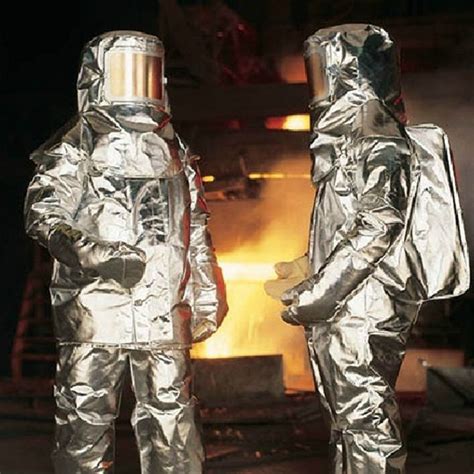 2021 High Quality 500 Degree Thermal Radiation Heat Resistant Aluminized Suit Fire Fighting ...