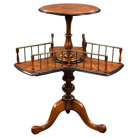 Victorian Mahogany Revolving Display Table For Sale at 1stDibs
