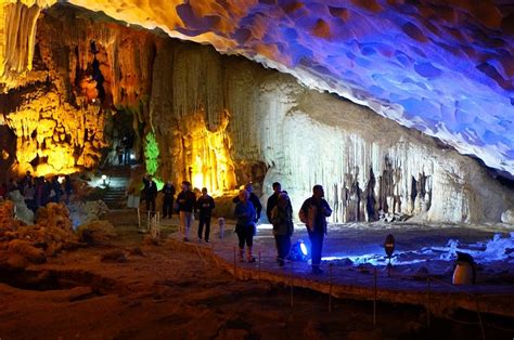 Thien Cung Cave Halong Bay - Overview Thien Cung Cave Halong Bay