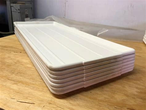 Lot of 7 White Long Narrow Plastic Meat Case Food Prep Serving Platter Trays - Other