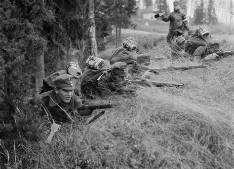 [Photo] Finnish Army troops in position during war games, Finland, 1939 | World War II Database