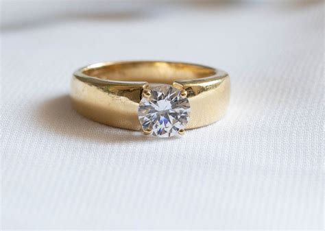 Wide Band Solitaire Diamond Ring - Etsy UK