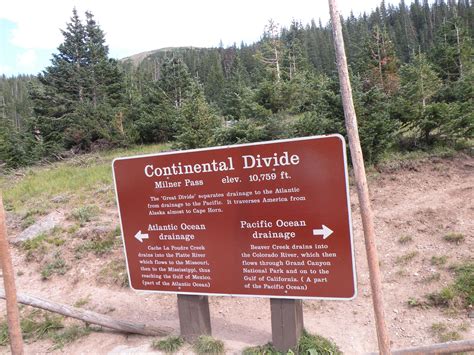 Continental Divide Sign at Rocky Mountain National Park - Milner Pass Living In Colorado, State ...
