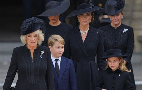 Kate Middleton & Camilla At War After Charles Takes Throne