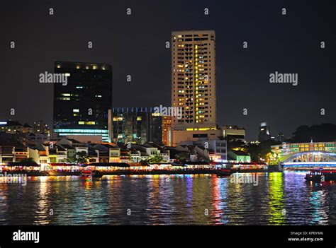 Boat quay at night, Singapore Stock Photo - Alamy