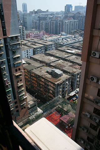 Housing in Hong Kong - The world of Teoalida