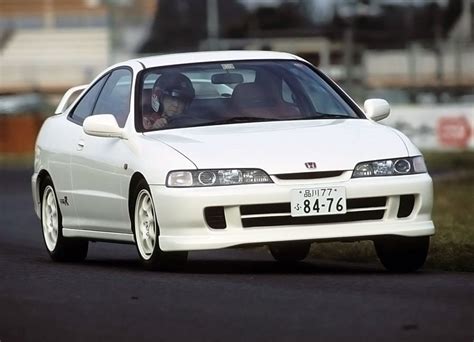 Guide: Type R + Everybody - a Historical & Technical Appraisal of the Honda Integra DC2 Type R ...