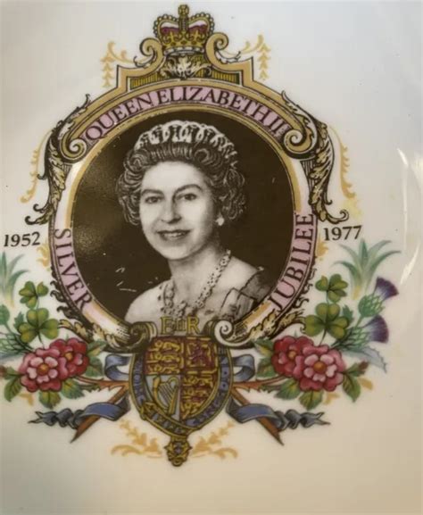 1977 ROYAL GRAFTON Queen Elizabeth Silver Jubilee 5" Commemorative Plate $14.95 - PicClick