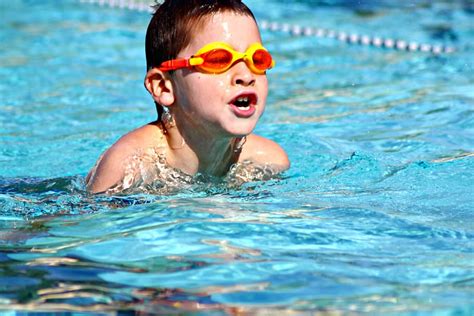HD wallpaper: boy with black hair spinning head in pool, swimming, splash, swimmer | Wallpaper Flare
