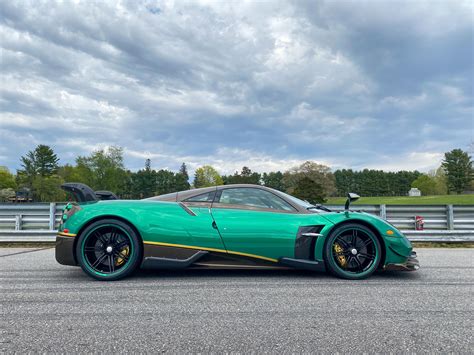 (Elusive) Green Pagani Huayra BC : r/carporn