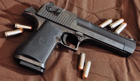 Desert Eagle: The Gun That Is Part Revolver, Pistol and Rifle | The National Interest Blog