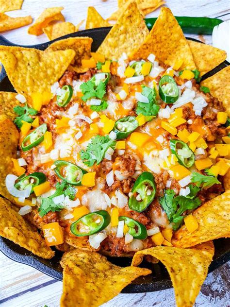 Easy Beef Nachos – Best Homemade Nacho Recipe – Finger Food ...